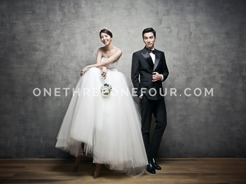 Renoir | Korean Pre-wedding Photography by Pium Studio on OneThreeOneFour 11
