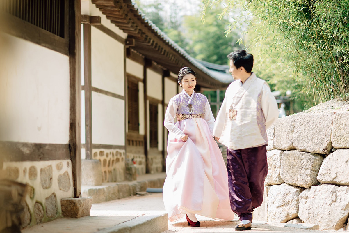  Korean  Wedding  Photography  Hanbok Photo shoot at 
