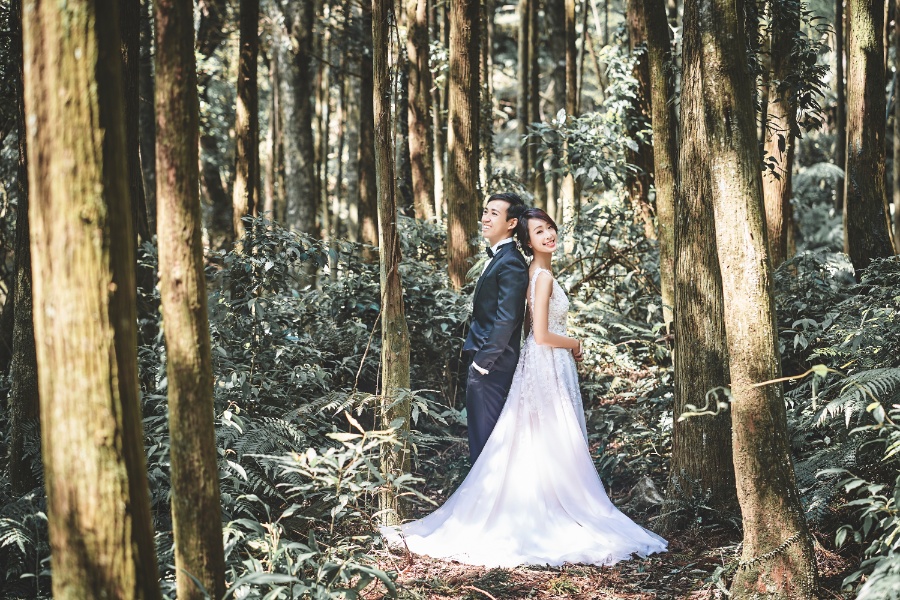 Outdoor prewedding photoshoot at Taiwan Shan Chih Hall Tatung University by Doukou on OneThreeOneFour 0