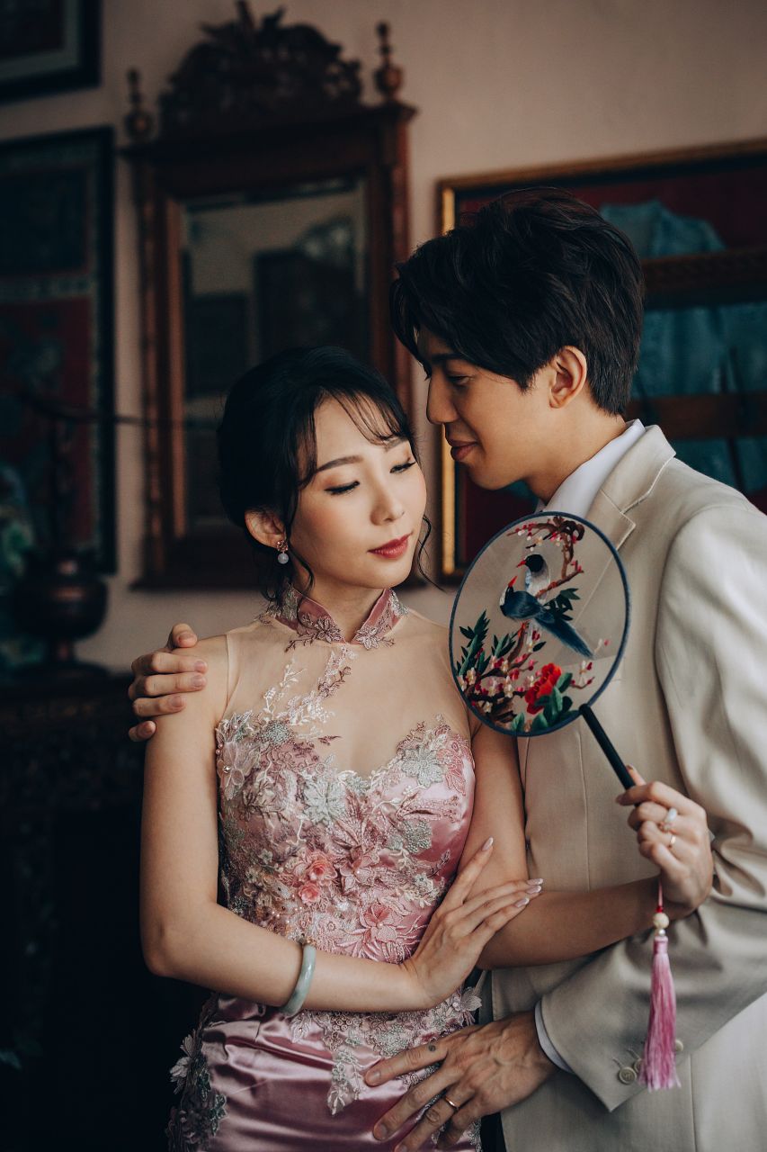 Oriental and Peranakan-inspired Prewedding Photoshoot by Cheng on OneThreeOneFour 2