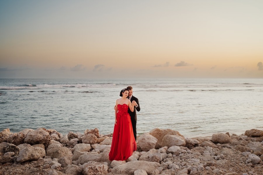 Pre-Wedding Photographer In Bali: Photoshoot At Melasti Beach by Hendra on OneThreeOneFour 18