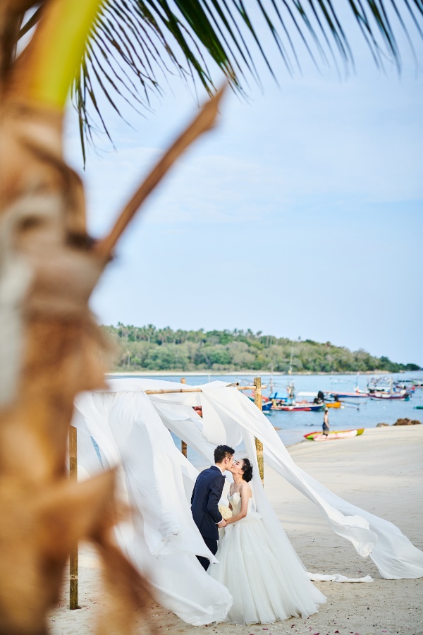 Thailand Beach Destination wedding at Anantara Lawana Koh Samui Resort by Toa on OneThreeOneFour 34