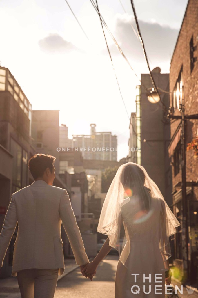 The Queen | Korean Pre-wedding Photography by RaRi Studio on OneThreeOneFour 40