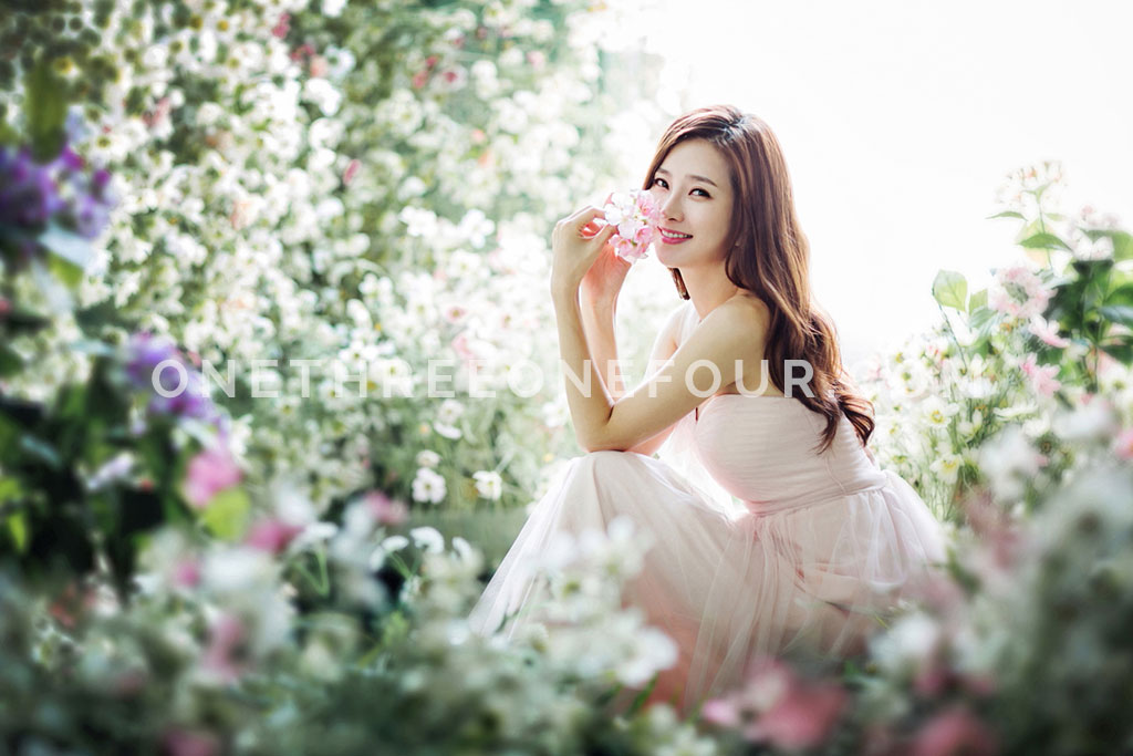 M Company - Korean Pre-Wedding Photography: Floral Romance by M Company on OneThreeOneFour 5