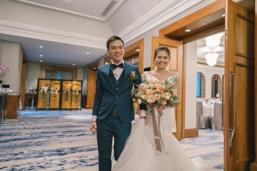 Singapore Actual Wedding Day Photography At Four Seasons Hotel by Sheereen on OneThreeOneFour 12