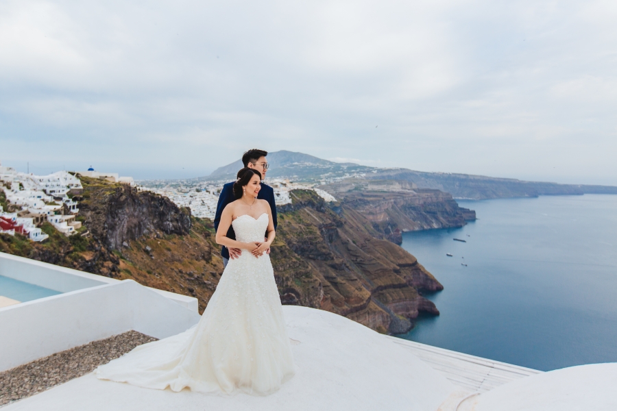 Santorini Pre-Wedding Photographer: Engagement Photoshoot In Oia During Sunset by Nabi on OneThreeOneFour 6