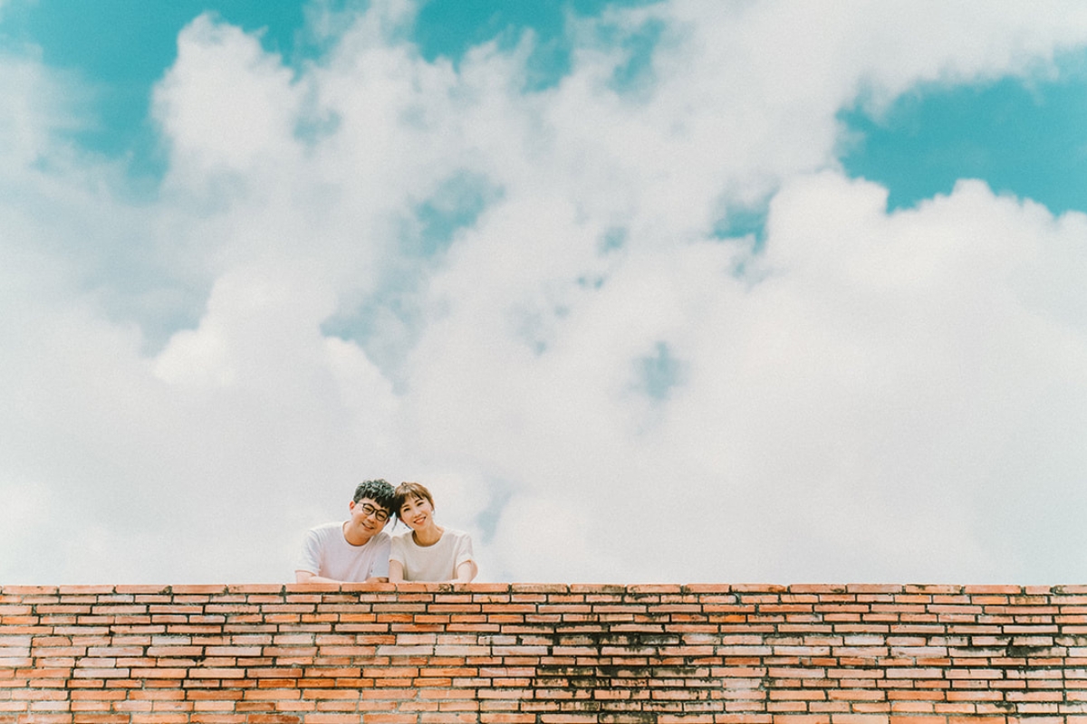 Taiwan Pre-Wedding Photoshoot Quiet Neighbourhood Rooftops Countryside Beach by  on OneThreeOneFour 0