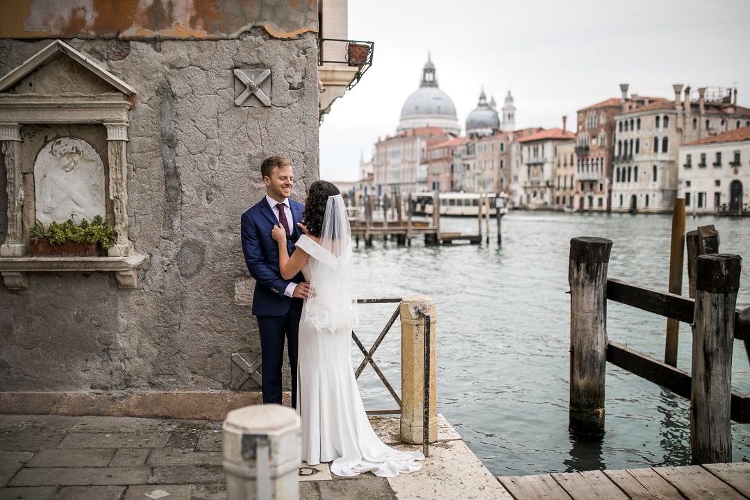 D&K: Romantic pre-wedding photoshoot at Italy Venice by Valerio on OneThreeOneFour 21
