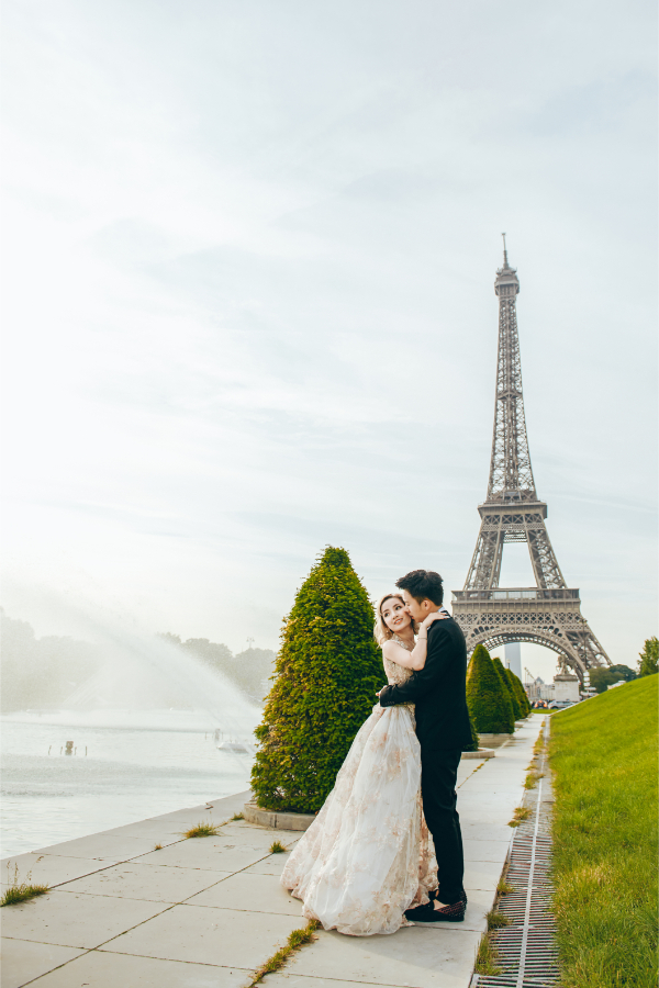 Naomi & Hann's Wedding Photoshoot in Paris by Arnel on OneThreeOneFour 10