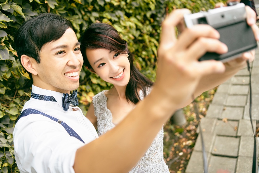 Outdoor prewedding photoshoot at Taiwan Shan Chih Hall Tatung University by Doukou on OneThreeOneFour 19