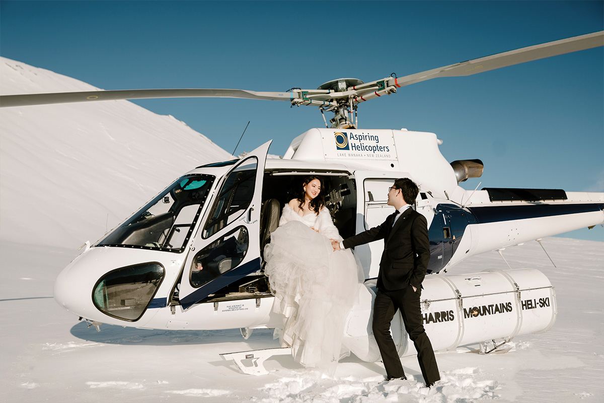 New Zealand Snow Mountains and Glaciers Pre-Wedding Photoshoot by Fei on OneThreeOneFour 11