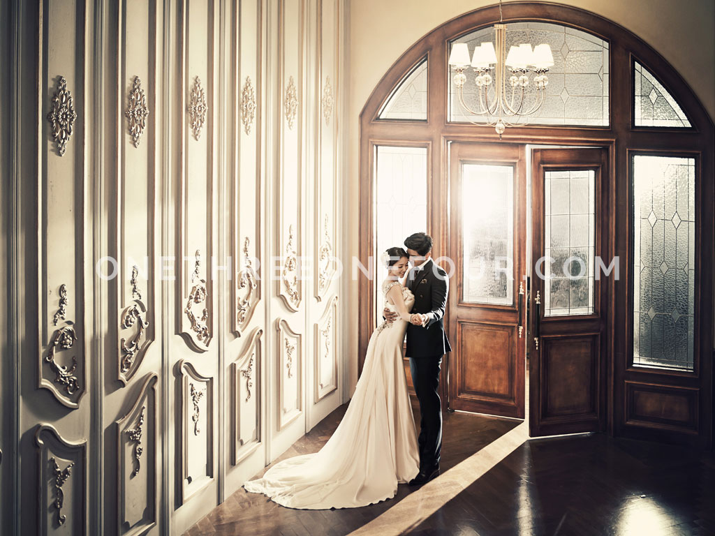 White | Korean Pre-wedding Photography by Pium Studio on OneThreeOneFour 25