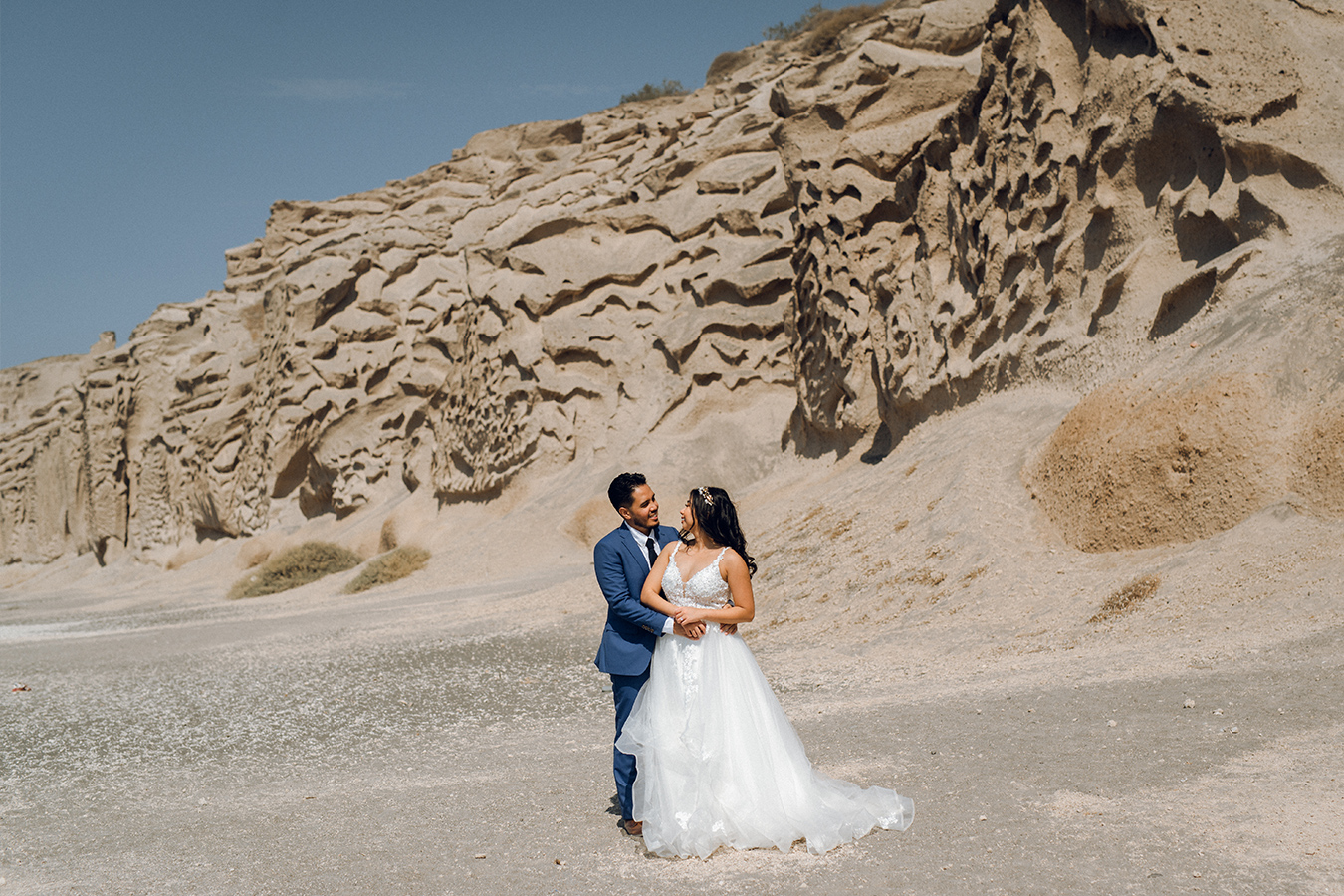 Dreamy & Romantic Santorini Pre-Wedding Photoshoot by Christina on OneThreeOneFour 25