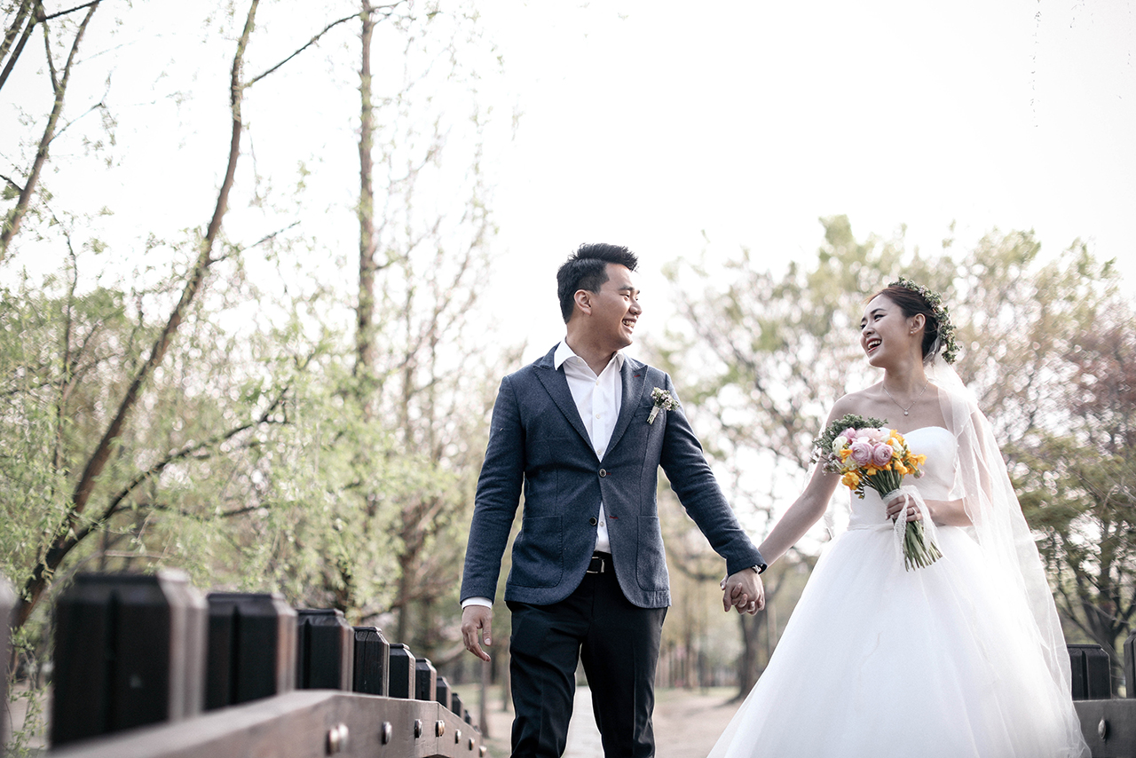 Korea Cherry Blossom Pre-Wedding Photoshoot At Seoul Forest And Kyunghee University  by Beomsoo on OneThreeOneFour 19