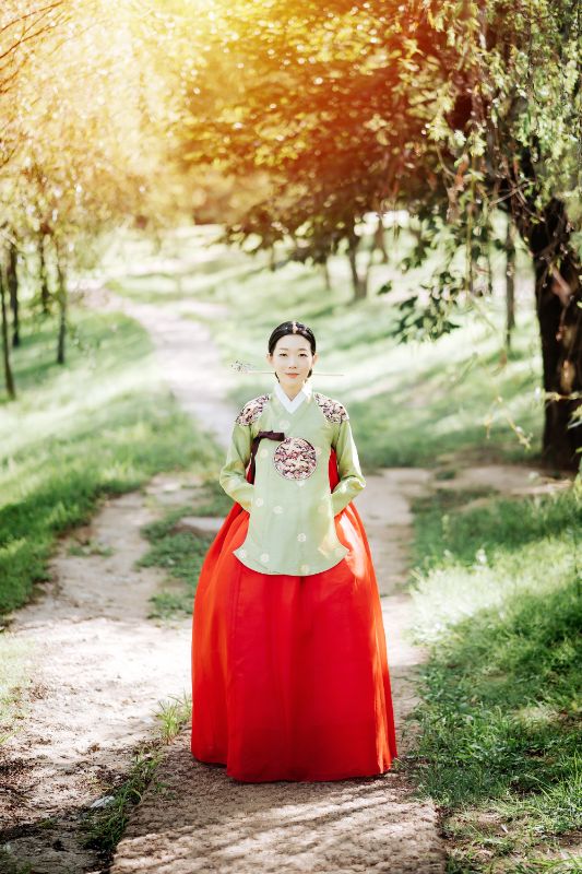 Y&B: Korea Hanbok Pre-Wedding Photoshoot At Dream Forest by Jungyeol on OneThreeOneFour 29