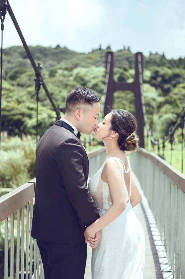 Taiwan Leng Shui Keng Suspension Bridge Prewedding Photoshoot by Doukou on OneThreeOneFour 5