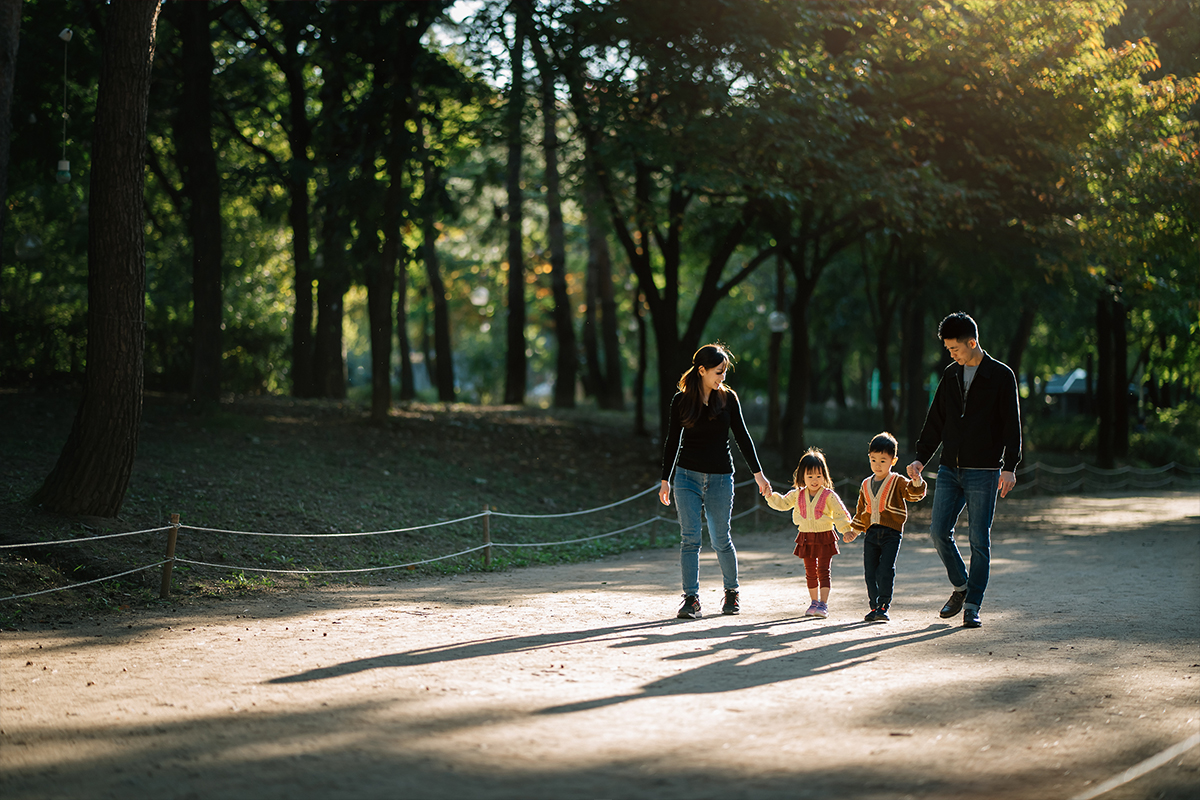 Fun Family Photoshoot at Seoul Forest, Korea by Jungyeol on OneThreeOneFour 0