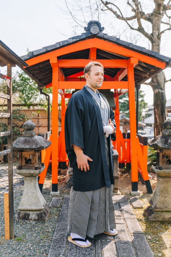 Kyoto Kimono Prewedding Photoshoot Higashiyama District Japan by Shu Hao on OneThreeOneFour 32