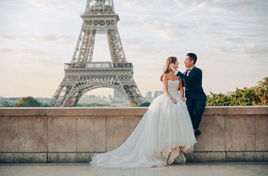 巴黎婚紗拍攝 - 艾菲爾鐵塔，潛行空間鐵橋，蒙馬特，小皇宮 by Arnel on OneThreeOneFour 13