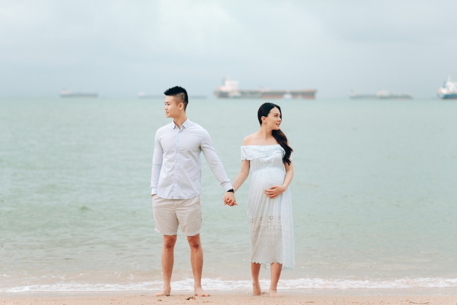 Singaporean influencer Faustina's maternity shoot at East Coast Park by Toh on OneThreeOneFour 9