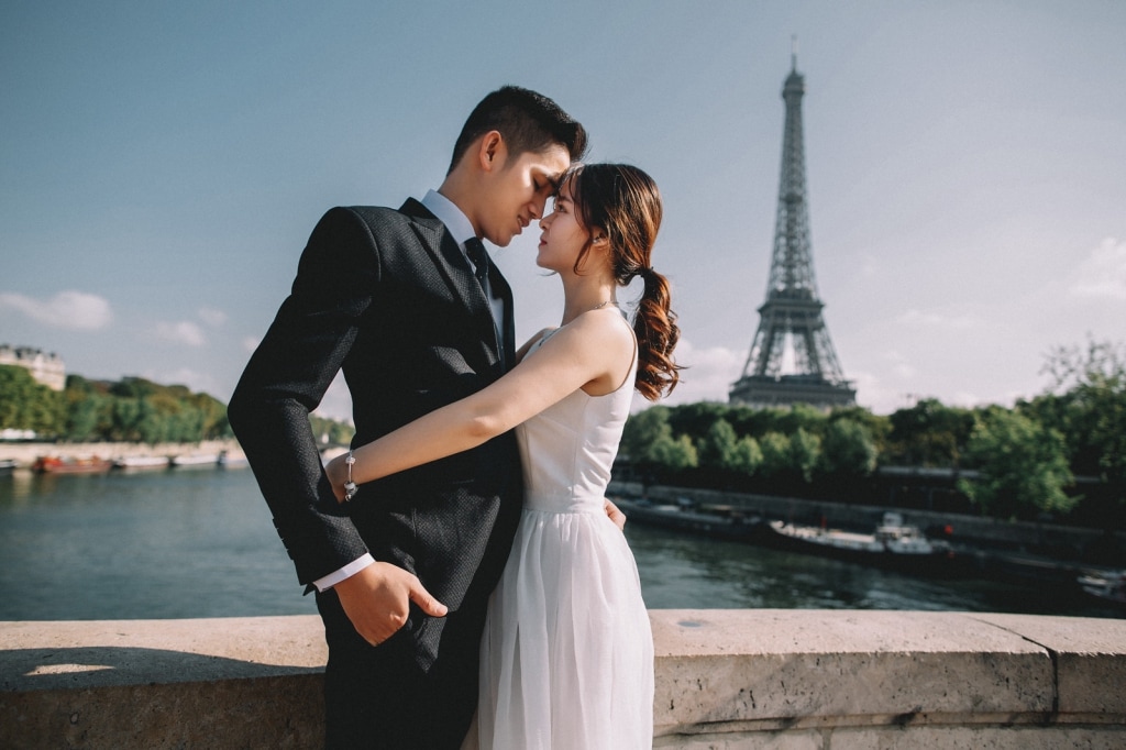 法國巴黎蜜月旅拍 - 艾菲爾鐵塔、羅浮宮與比爾哈克姆橋 by Vin on OneThreeOneFour 19