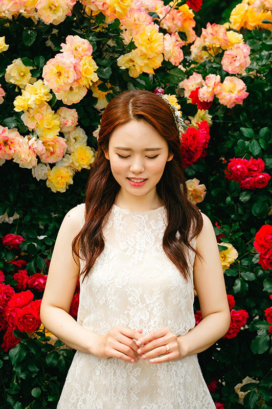 Korea Outdoor Pre-Wedding Photoshoot At Jeju Island with Buckwheat Flowers  by Gamsung   on OneThreeOneFour 3