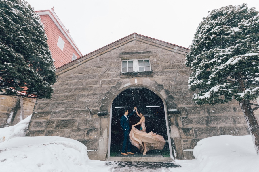 Hokkaido Outdoor Pre-Wedding Photoshoot At Otaru Canal And Nikka Whiskey Museum During Winter  by Nham on OneThreeOneFour 9