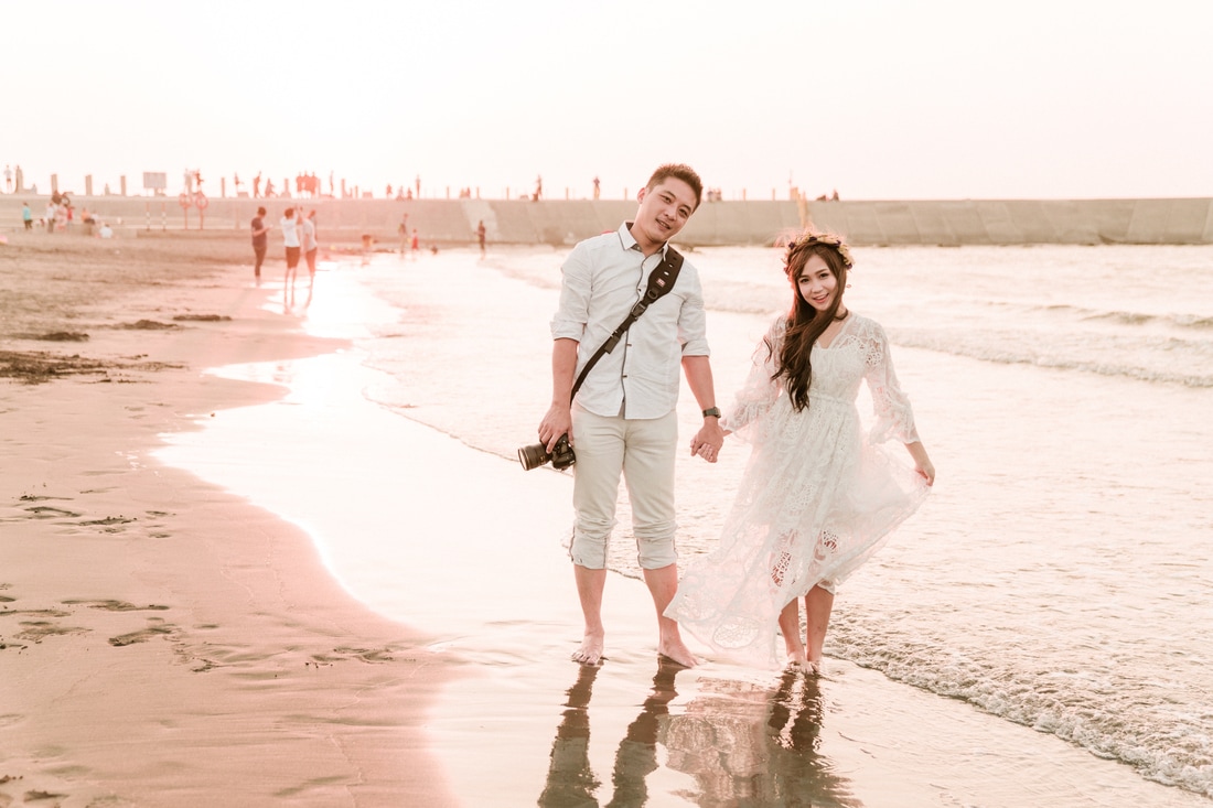 Casual Beach Engagement Pre Wedding Photoshoot In Taiwan Bao Zou
