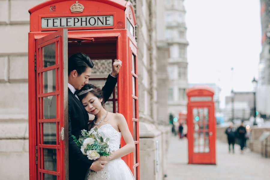 London Pre-Wedding Photoshoot At Westminster Abbey, Millennium Bridge And Church Ruins by Dom  on OneThreeOneFour 9