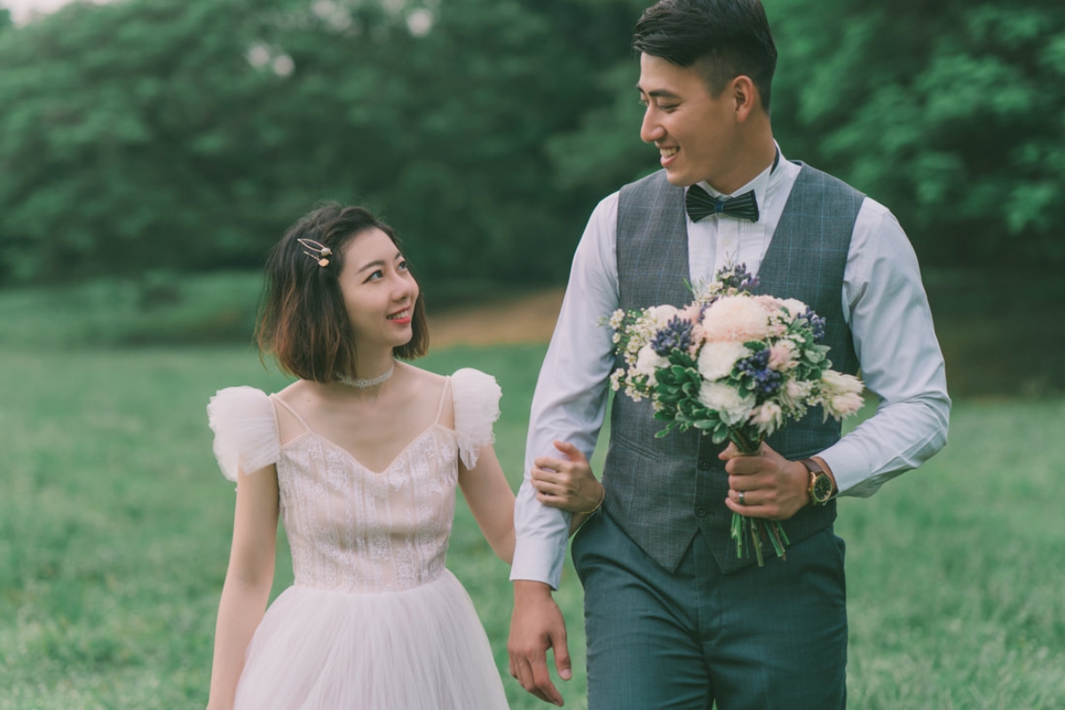 Taiwan Pre-Wedding Photoshoot Abandoned Estate Blue House Gardens by  on OneThreeOneFour 25