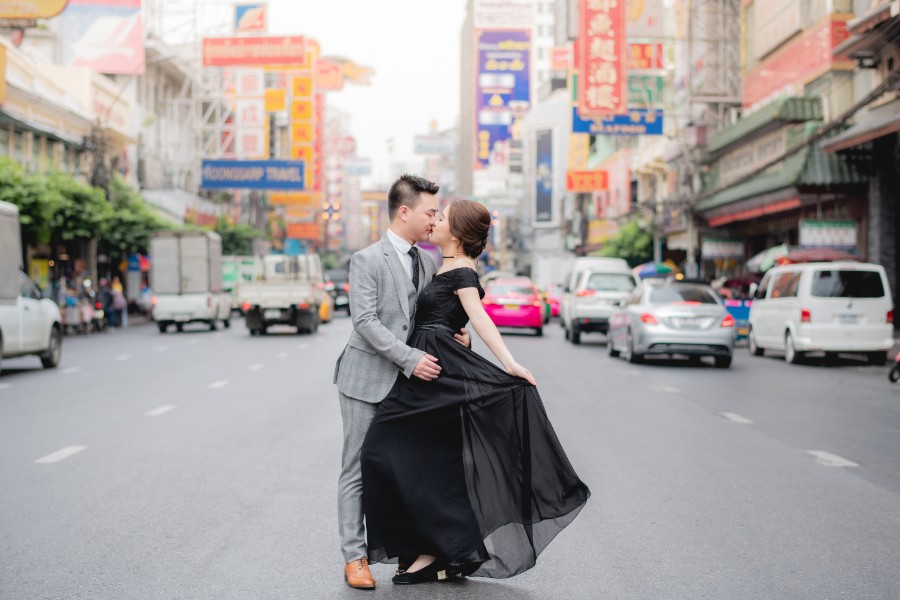 P&T: Bangkok Streets Pre-Wedding Photoshoot  by Nat on OneThreeOneFour 6
