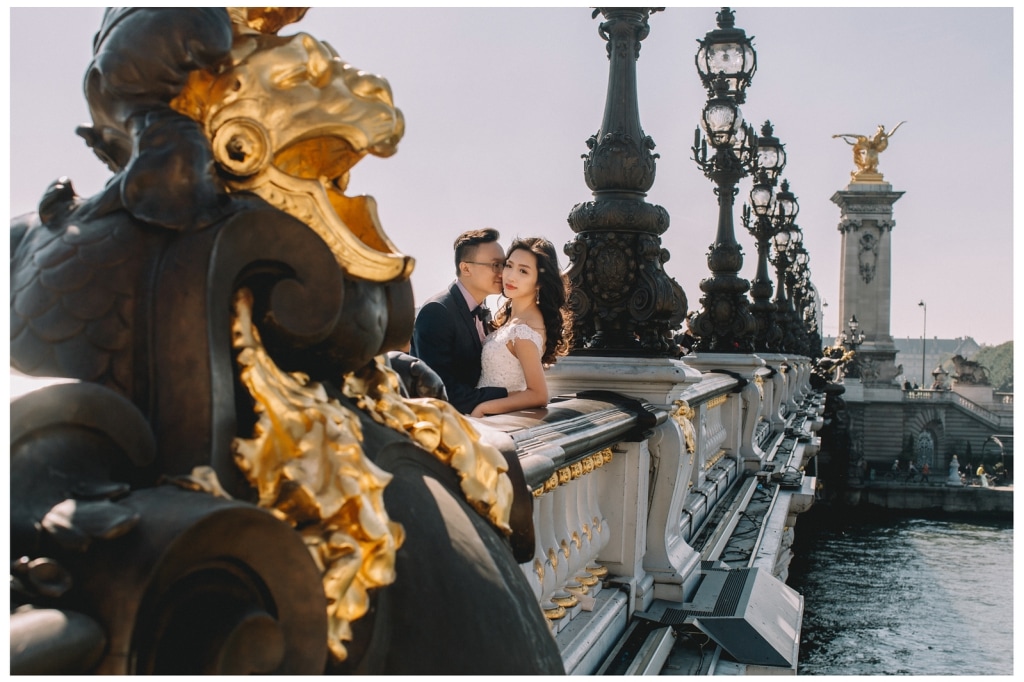 Paris Autumn Wedding Photoshoot At Bir Hakeim Alexandra III Bridge by Vin on OneThreeOneFour 39