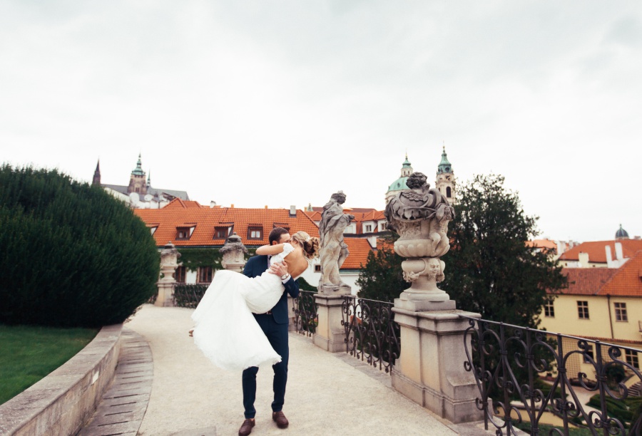 Prague Pre-Wedding Photoshoot At Vrtba Garden And Charles Bridge  by Nika  on OneThreeOneFour 4