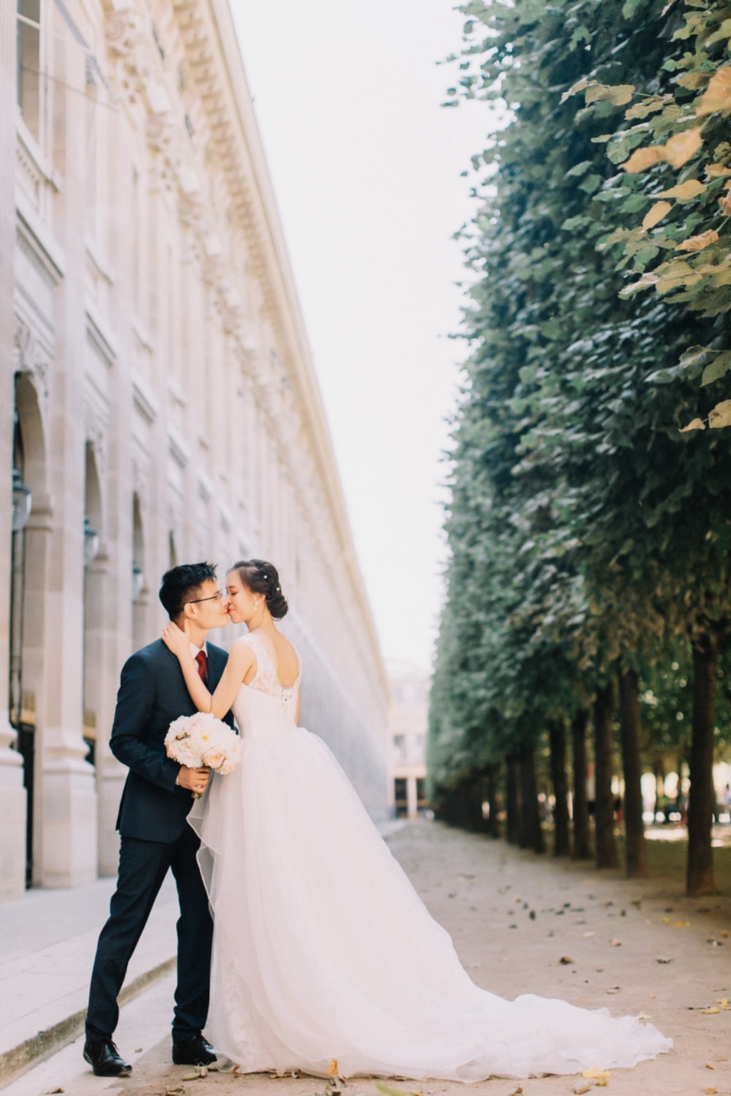 Paris Wedding Photo Session Arc de Triomphe by Vin on OneThreeOneFour 26
