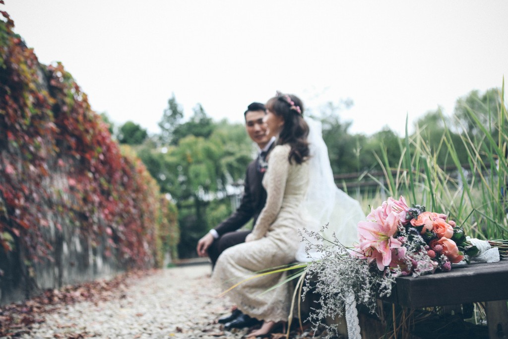 Korea Pre-Wedding Photoshoot At Seonyudo Park  by Beomsoo on OneThreeOneFour 9