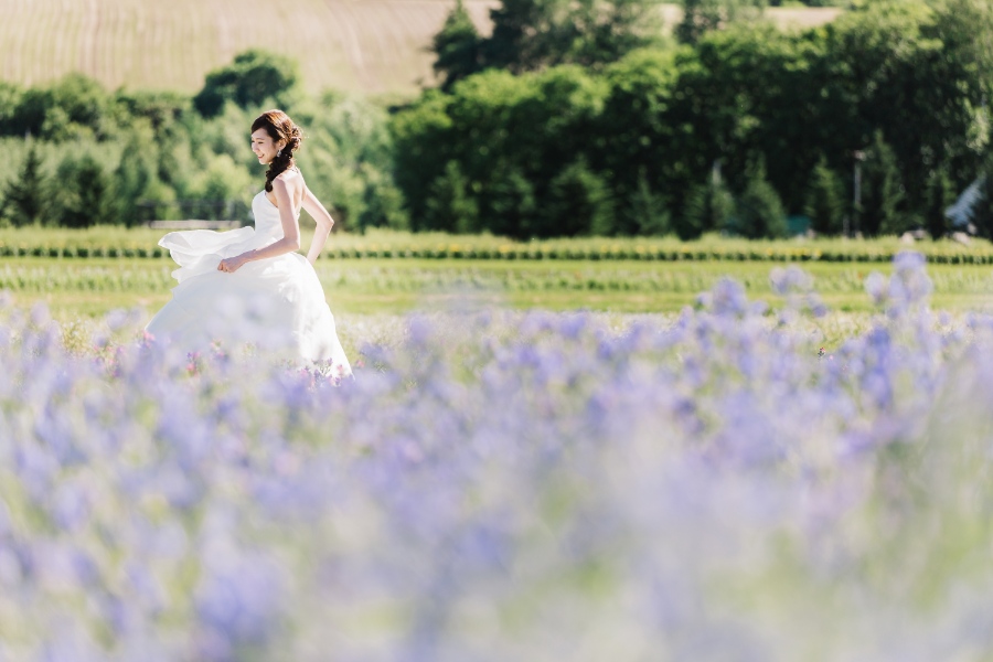 Hokkaido Lavender Pre-Wedding Photography at Roller Coaster Road and Lavender Park by Kouta on OneThreeOneFour 10