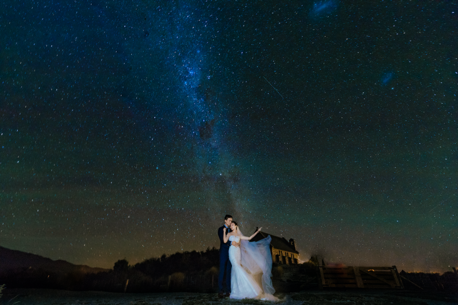 New Zealand Pre-Wedding Photoshoot At Snow Mountain And Night Shoot At Lake Tekapo by Fei on OneThreeOneFour 14