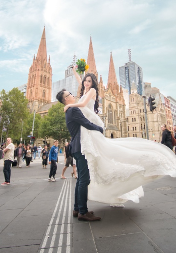 Melbourne Outdoor Pre-Wedding Photoshoot Around The City 