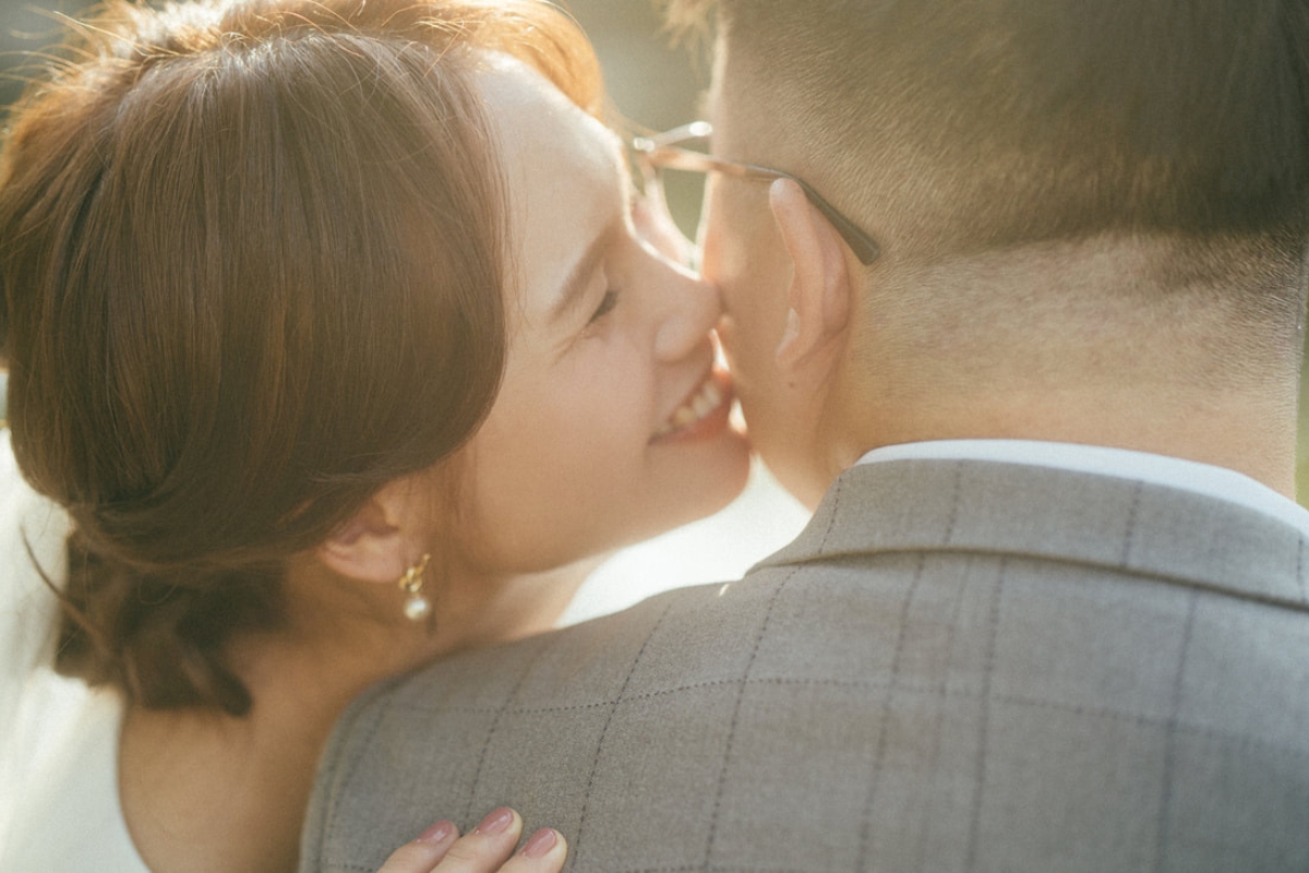 Taiwan Pre-Wedding Photoshoot Autumn Garden Scenic Nature  by  on OneThreeOneFour 14