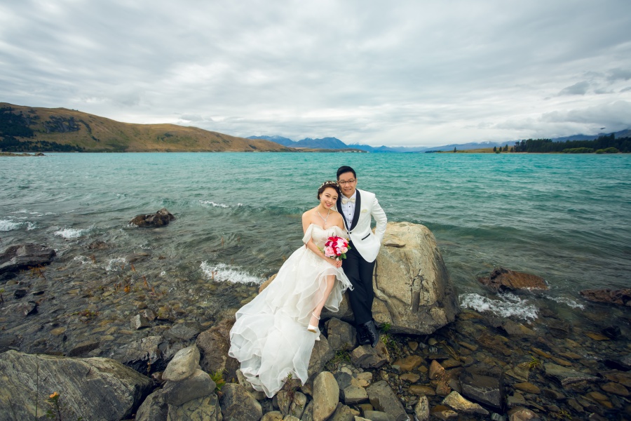 New Zealand Pre-Wedding Photoshoot At Christchurch, Lake Pukaki And Alpaca Farm  by Xing on OneThreeOneFour 31