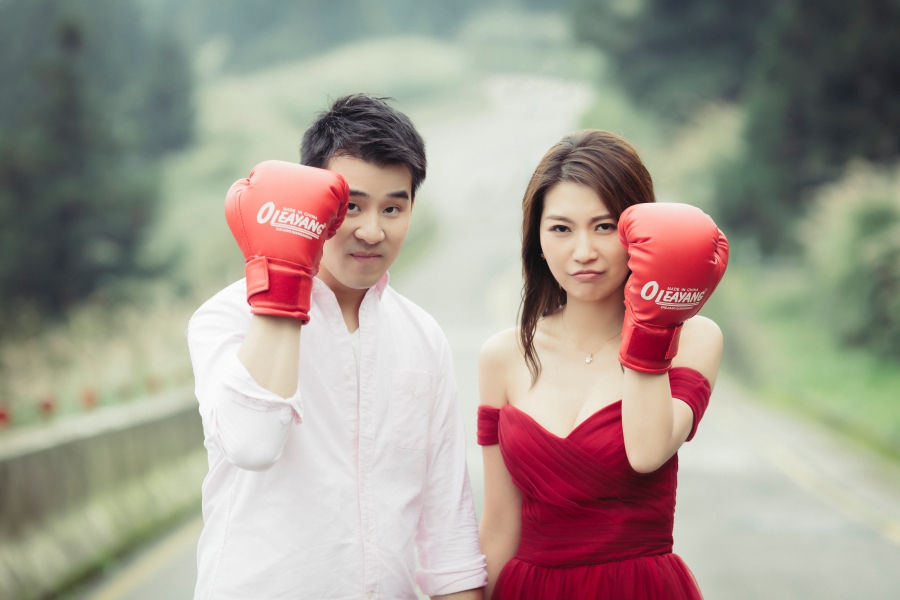 Taiwan Prewedding Photoshoot: Studio, Tatung University and Yang Ming Shan by Doukou on OneThreeOneFour 14