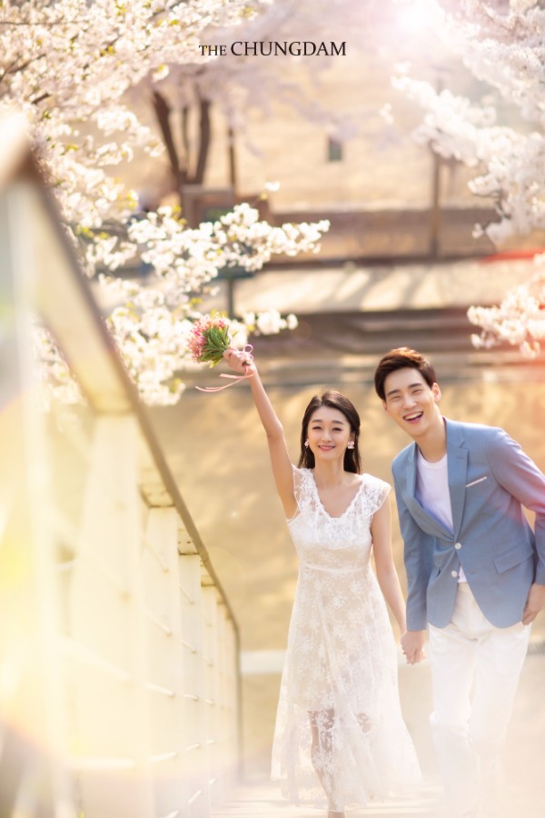 Chungdam Studio Cherry Blossoms Sample - Korean Pre-Wedding Studio by Chungdam Studio on OneThreeOneFour 6