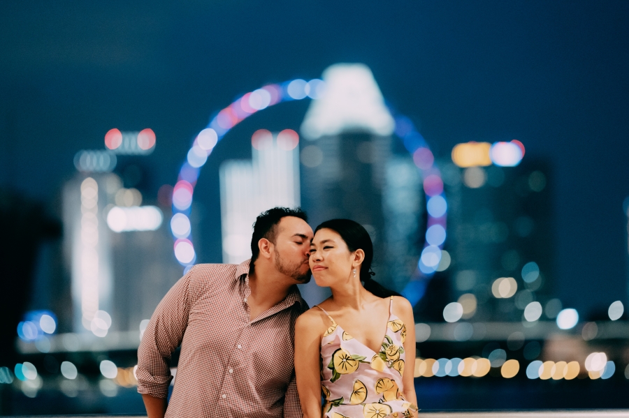 Singapore Surprise Wedding Proposal Photoshoot At Marina Barrage With Singapore Flyer by Michael on OneThreeOneFour 25