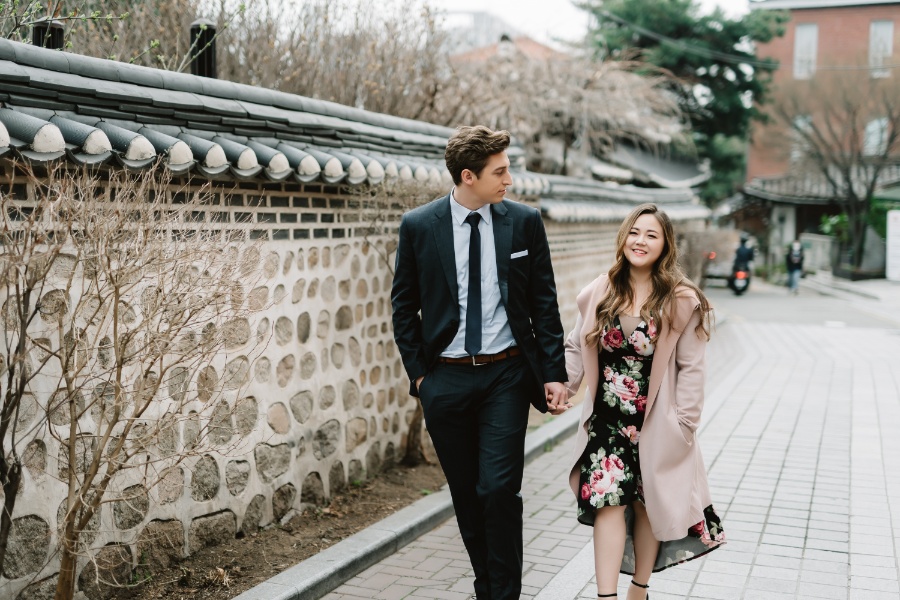T&S: US Couple's Casual Photoshoot in Korea at National Folk Museum and Bukchon Hanok Village by Jungyeol on OneThreeOneFour 16