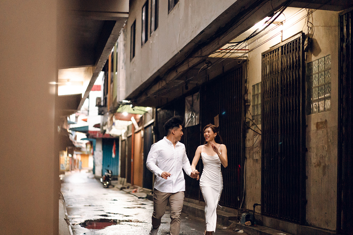 Bintan Pre-Wedding Photoshoot: Shermaine & Kai Yiong’s Adventure at Old Streets, Blue Lake, Sand Dunes & ATV Ride by HS on OneThreeOneFour 4