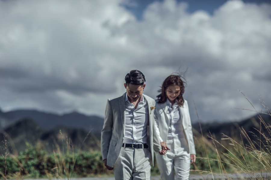 Taiwan Casual Unorthodox Modern Prewedding Photoshoot near Food Truck and Fields by Doukou on OneThreeOneFour 24