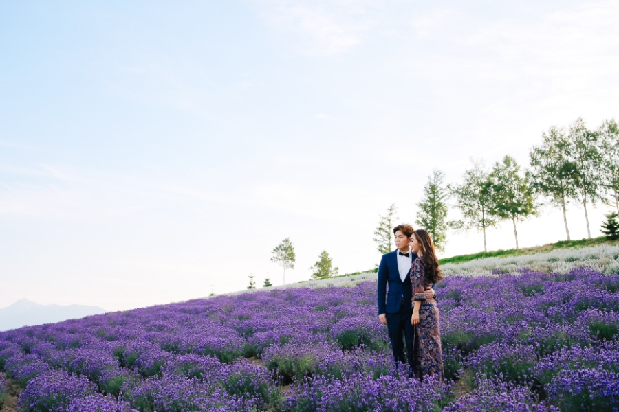 Photographer In Hokkaido: Pre-Wedding Photoshoot At Blue Pond And Saika No Sato Flower Farm by Kouta  on OneThreeOneFour 38