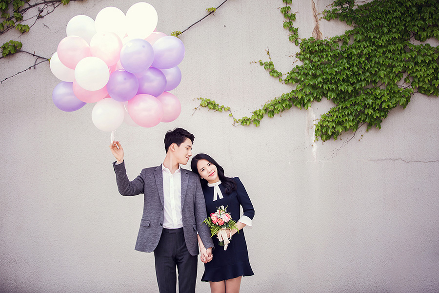 Korea Casual Couple Photoshoot At Seonyudo Park In Spring by Junghoon on OneThreeOneFour 2