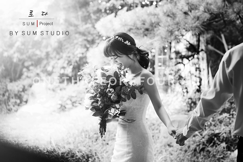 Korean Wedding Photos: Garden (NEW) by SUM Studio on OneThreeOneFour 20