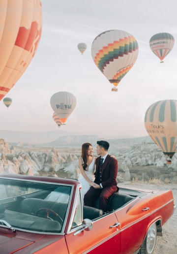 Cappadocia Pre-Wedding Photoshoot Hot Air Balloons Vintage Car Carpet Shop Mountains